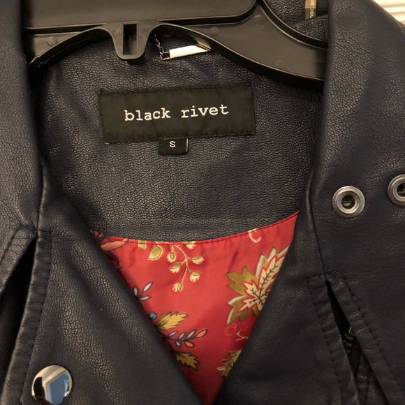 Jacket - Picture 4 of 5